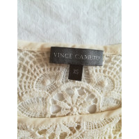 Vince Camuto Strick in Creme