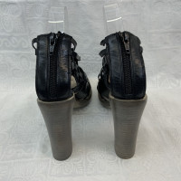 ixos Sandals Leather in Black