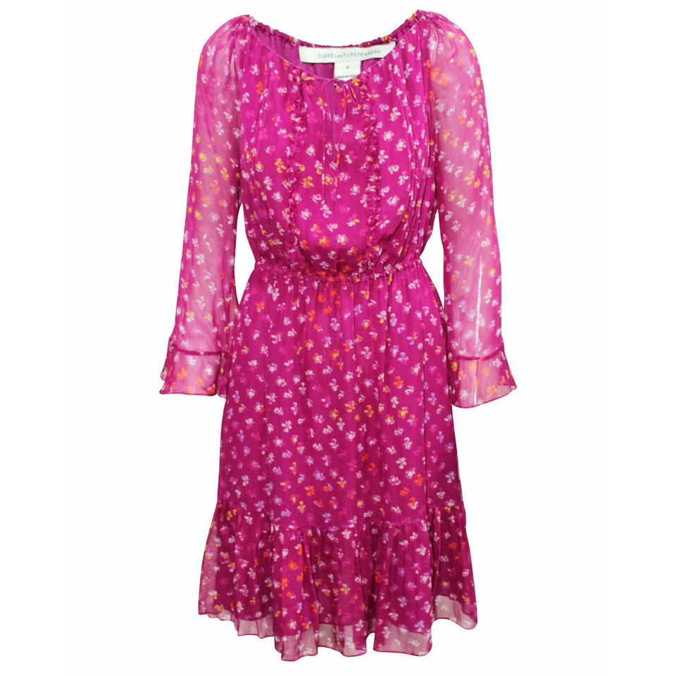 Diane Von Furstenberg Kleid aus Seide in Rosa / Pink