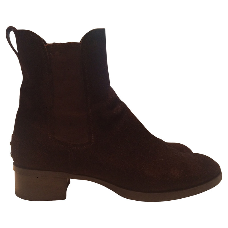 Tod's Suede Chelsea boots 
