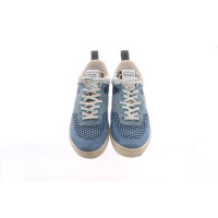 Leather Crown Sneakers in Blau