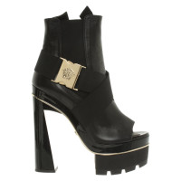 Versace Ankle boots Leather in Black