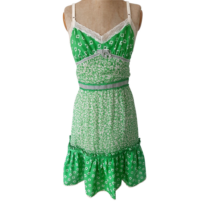 d&g green dress
