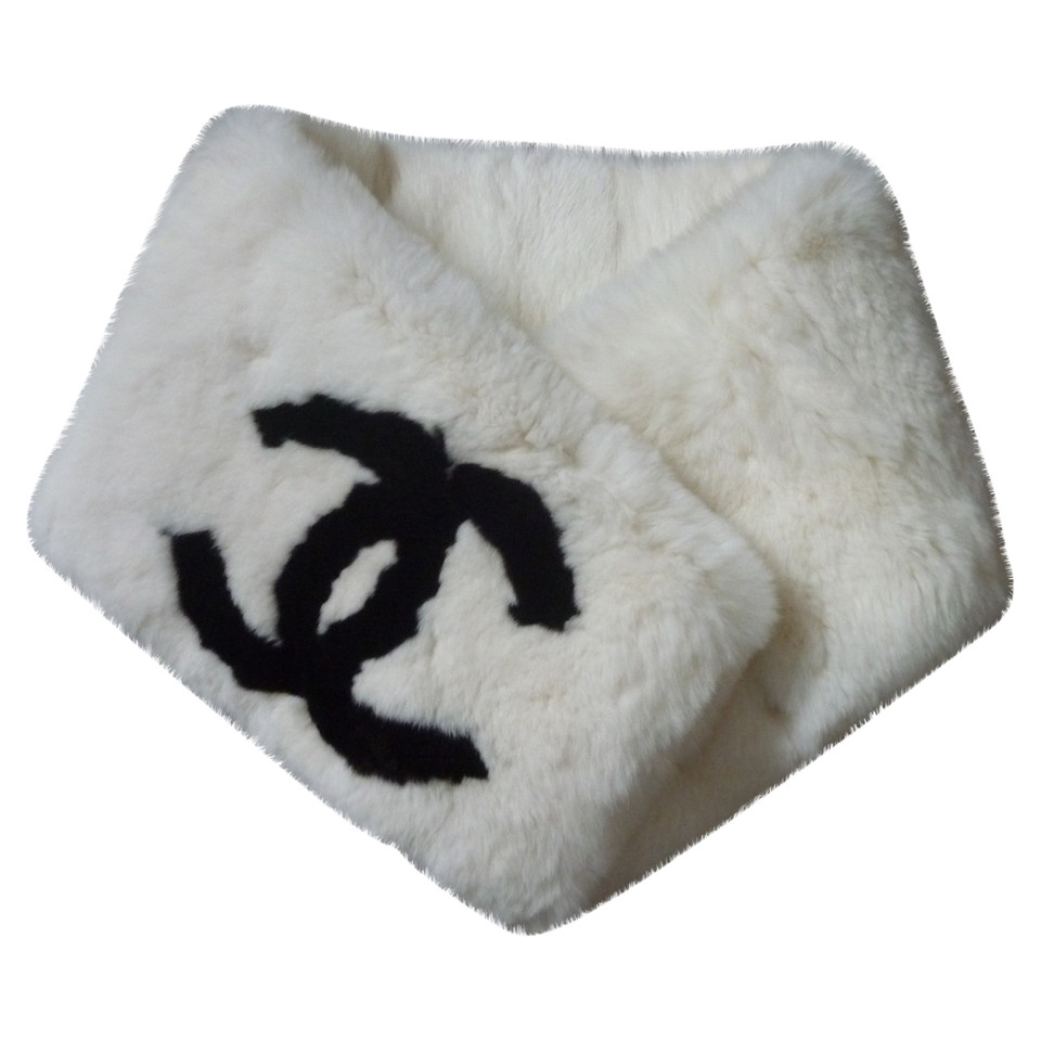 Chanel Scarf/Shawl Fur in White