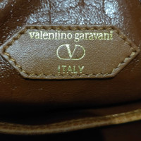 Valentino Garavani Clutch aus Leder in Braun