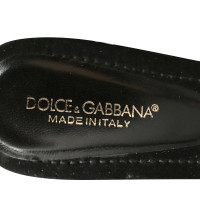 Dolce & Gabbana Sandalen aus Lackleder in Grün