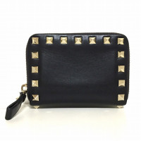 Valentino Garavani Bag/Purse Leather in Black