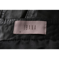 Ibana Rock aus Leder in Schwarz