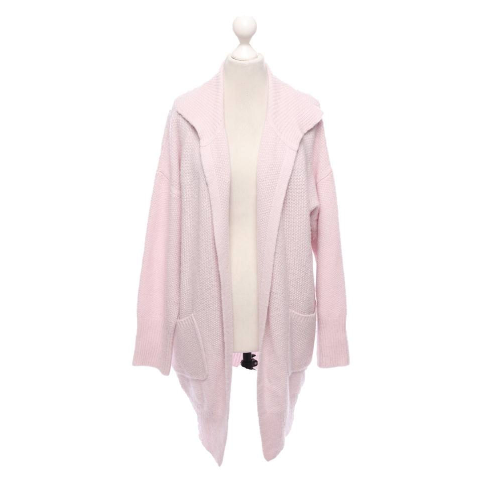 Iris Von Arnim Knitwear in Pink
