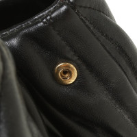 Miu Miu Leder-Handtasche in Schwarz