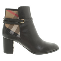 Burberry Ankle boots with nova check pattern