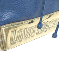 Moschino Love Handtasche aus Leder in Blau