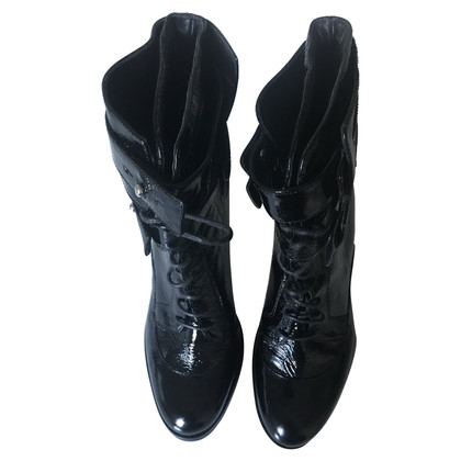 Patrizia Pepe Ankle boots Patent leather in Black