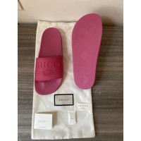 Gucci Sandals in Fuchsia