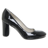 Hugo Boss pumps in patent leather