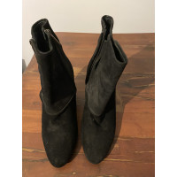 Christian Dior Boots Suede in Black