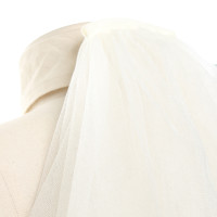 Vera Wang Wedding dress in cream
