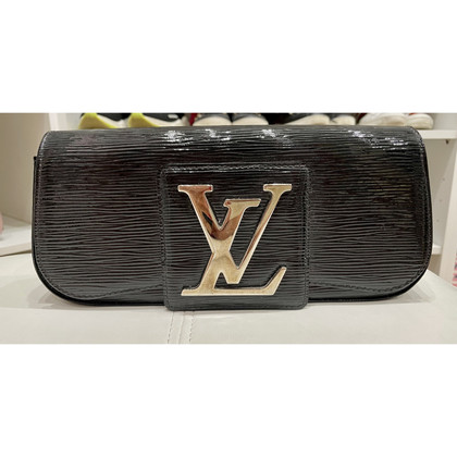 Louis Vuitton Sobe Clutch Lakleer in Zwart