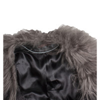 Dna Amsterdam Jacke/Mantel aus Pelz in Grau