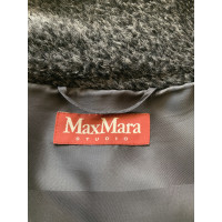 Max Mara Studio Jacke/Mantel aus Wolle in Grau