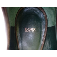 Hugo Boss Pumps/Peeptoes Leather in Brown