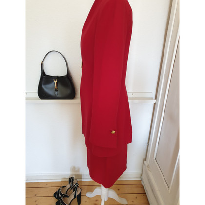 Nina Ricci Anzug in Rot