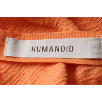 Humanoid Breiwerk in Oranje
