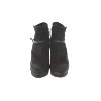 Janet & Janet Ankle boots Suede in Black