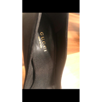 Gucci Chaussures compensées en Cuir en Noir