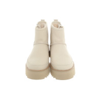 Ugg Australia Ankle boots Leather in Beige