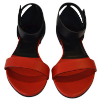Chloé Sandals in red / black
