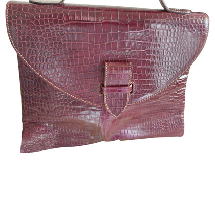 Trussardi Shoulder bag Leather in Bordeaux