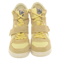 Ash Trainers in Yellow