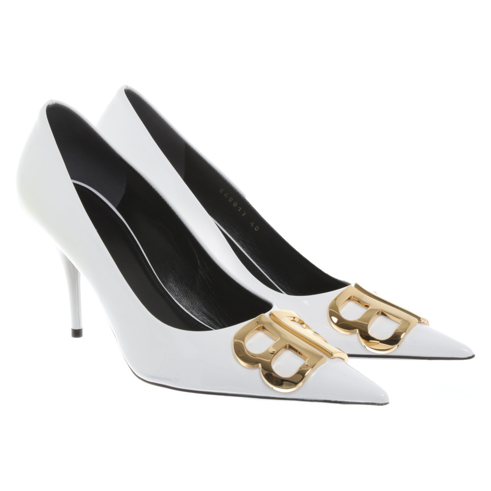 Balenciaga Pumps/Peeptoes Patent leather in White