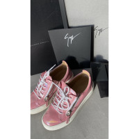 Giuseppe Zanotti Chaussures de sport en Cuir en Rose/pink