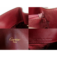 Cartier Umhängetasche aus Leder in Bordeaux