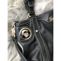 Gucci Handtasche aus Leder in Schwarz