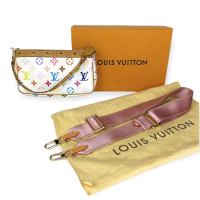 Louis Vuitton Pochette Accessoires Canvas