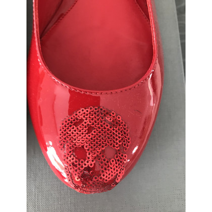 Alexander McQueen Mocassini/Ballerine in Pelle verniciata in Rosso