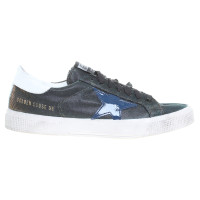 Golden Goose Sneakers with star application 