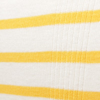 Closed top in white / yellow