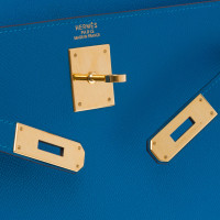 Hermès Kelly Bag 32 Leather in Blue