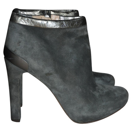 Fendi Ankle boots Suede in Grey