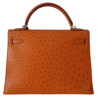 Hermès Kelly Bag 32 Leather in Orange