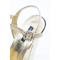Dolce & Gabbana Sandalen aus Leder in Gold