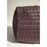 Bottega Veneta Handtasche aus Leder in Violett
