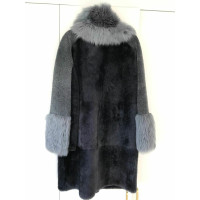 Escada Jacket/Coat Fur in Grey
