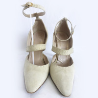 Christian Dior Pumps/Peeptoes Suede in Beige