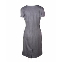 Donna Karan Kleid aus Wolle in Grau