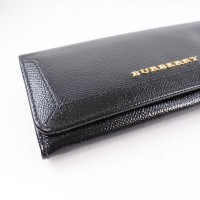 Burberry Täschchen/Portemonnaie aus Leder in Schwarz